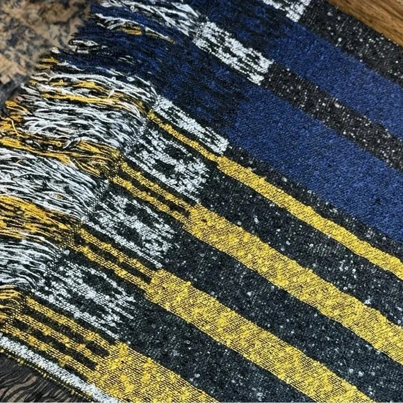 NWT lulla collection by bindya fashion scarf from nordstrom navy multi color - Picture 4 of 7